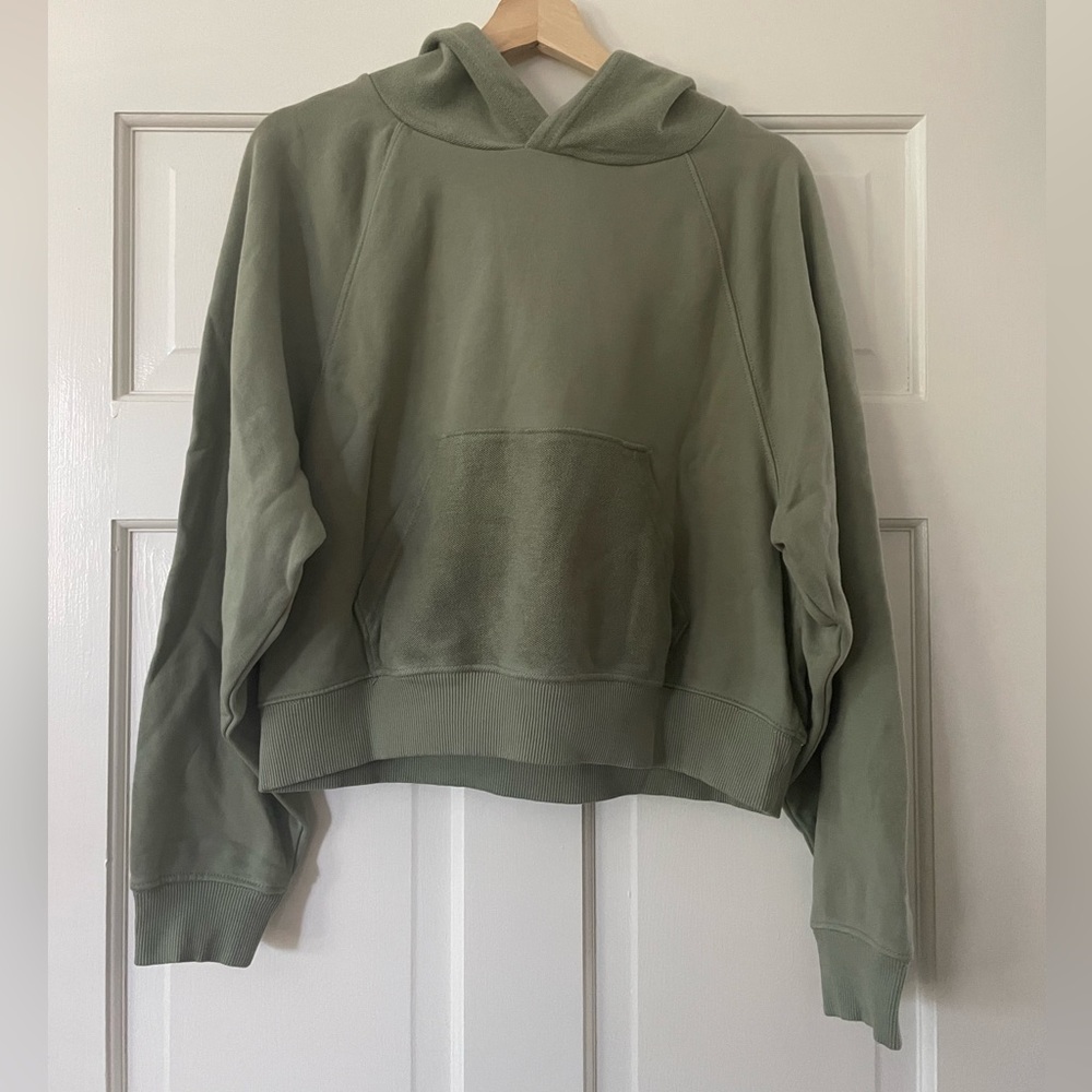 NWT Aerie Light Green Cropped Pullover